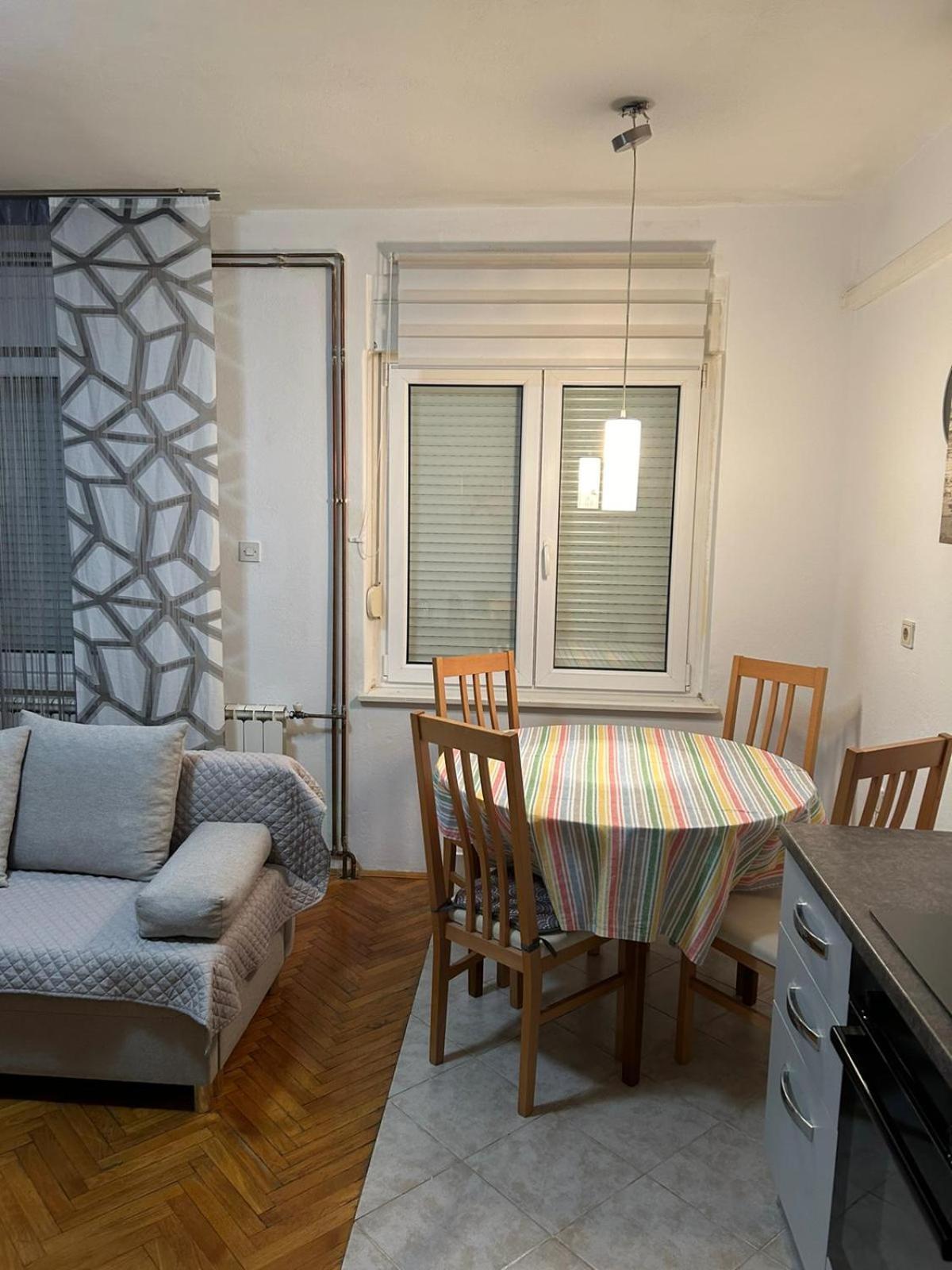 Apartmani Deni Crikvenica Exterior foto